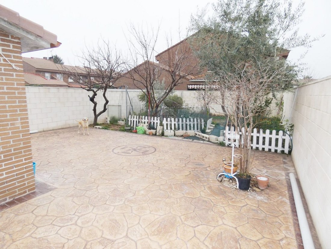 Chalet in Alcala de Henares, Comunidad de Madrid, Spain 1 - 17132692
