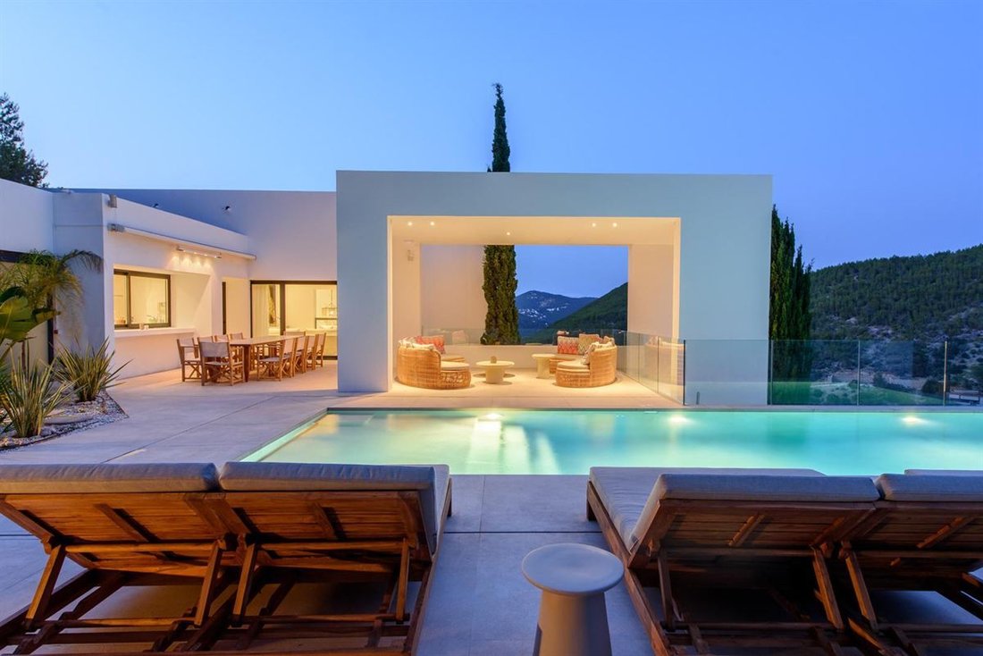 Villa in Roca Llisa, Santa Eularia des Riu, Balearic Islands 3 - 17132784