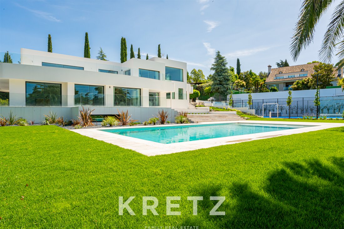 Villa in Boadilla del Monte, Comunidad de Madrid, Spain 2 - 15760227