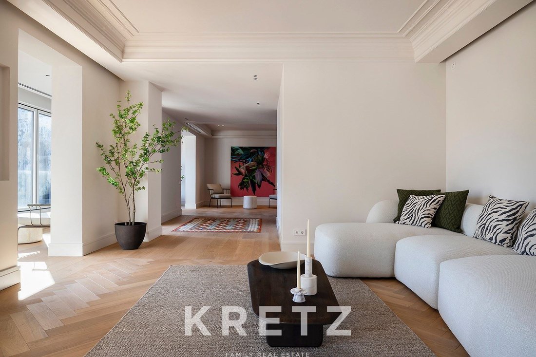 Apartment in Eixample, Barcelona, Spain 3 - 16707430