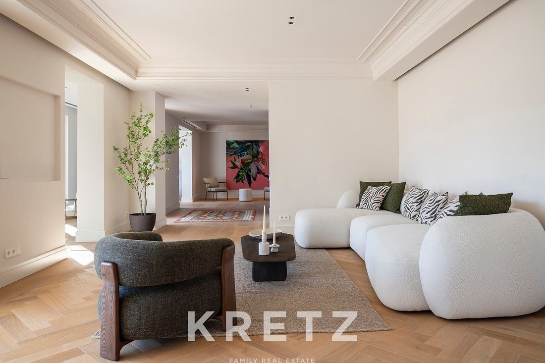 Apartment in Eixample, Barcelona, Spain 1 - 16707430