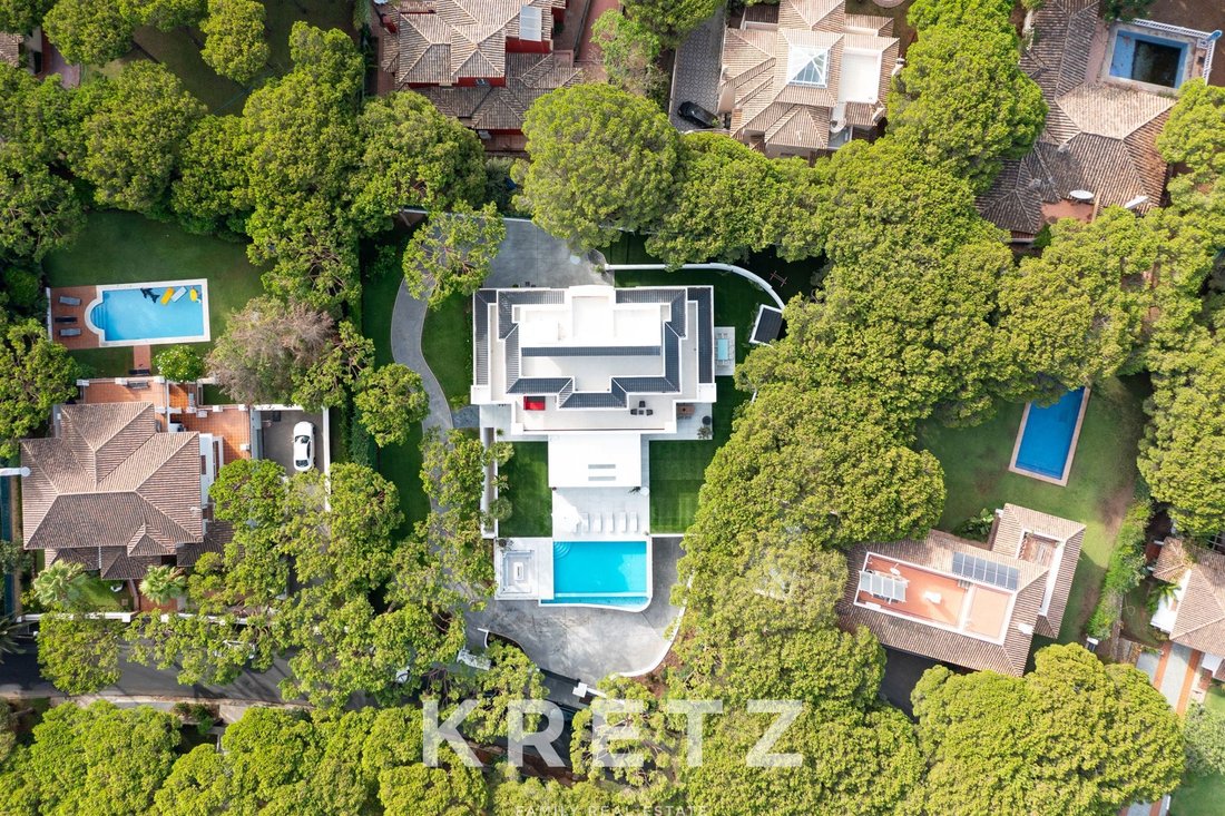 House in Elviria-Cabopino, Marbella, Spain 2 - 16049791