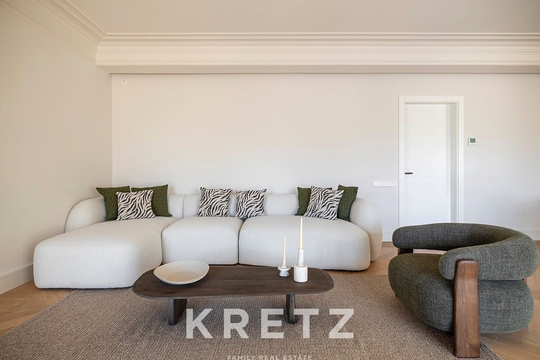 Apartment in Eixample, Barcelona, Spain 2 - 16707430