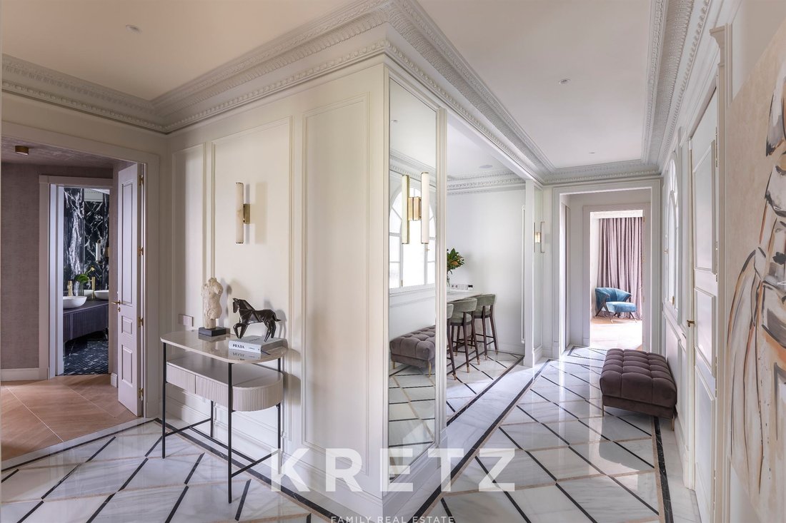 Apartment in Eixample, Barcelona, Spain 4 - 15492115