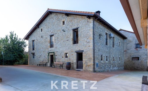 Casa a Ribamontan al Monte, Cantabria, Spagna 1