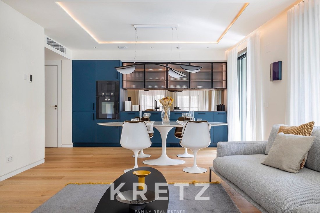 Apartment in Eixample, Barcelona, Spain 2 - 15884493
