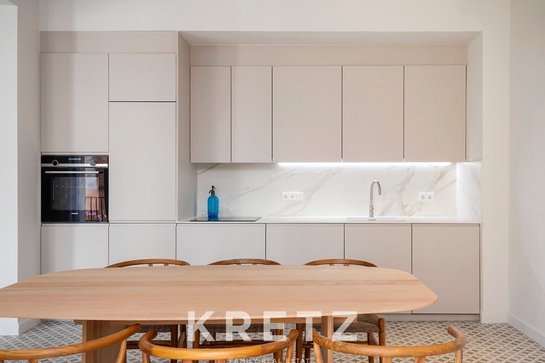 Apartment in Ciutat Vella, Barcelona, Spain 4 - 15792141