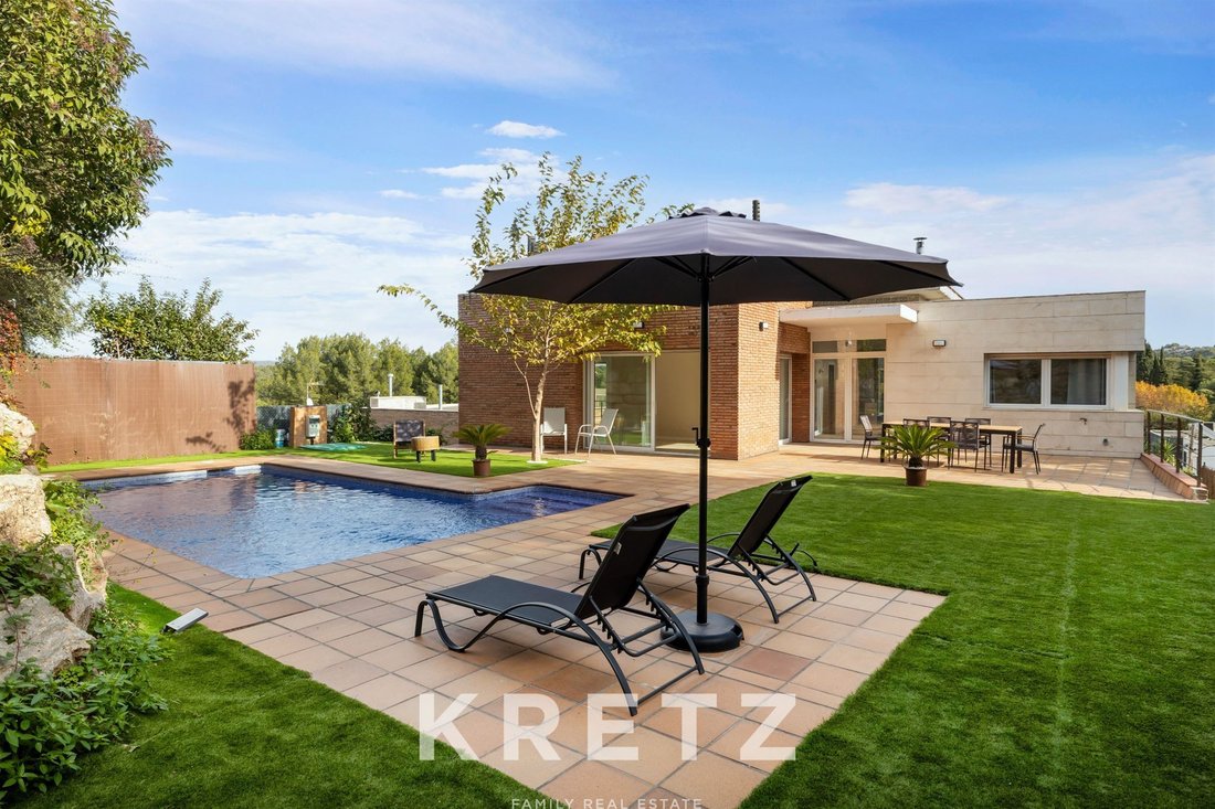 House in Sant Cugat del Valles, Catalonia, Spain 1 - 16707386