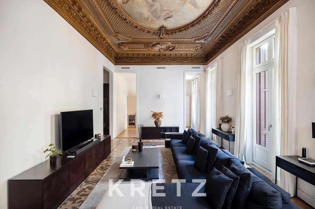 Apartment in Eixample, Barcelona, Spain 3 - 16558541