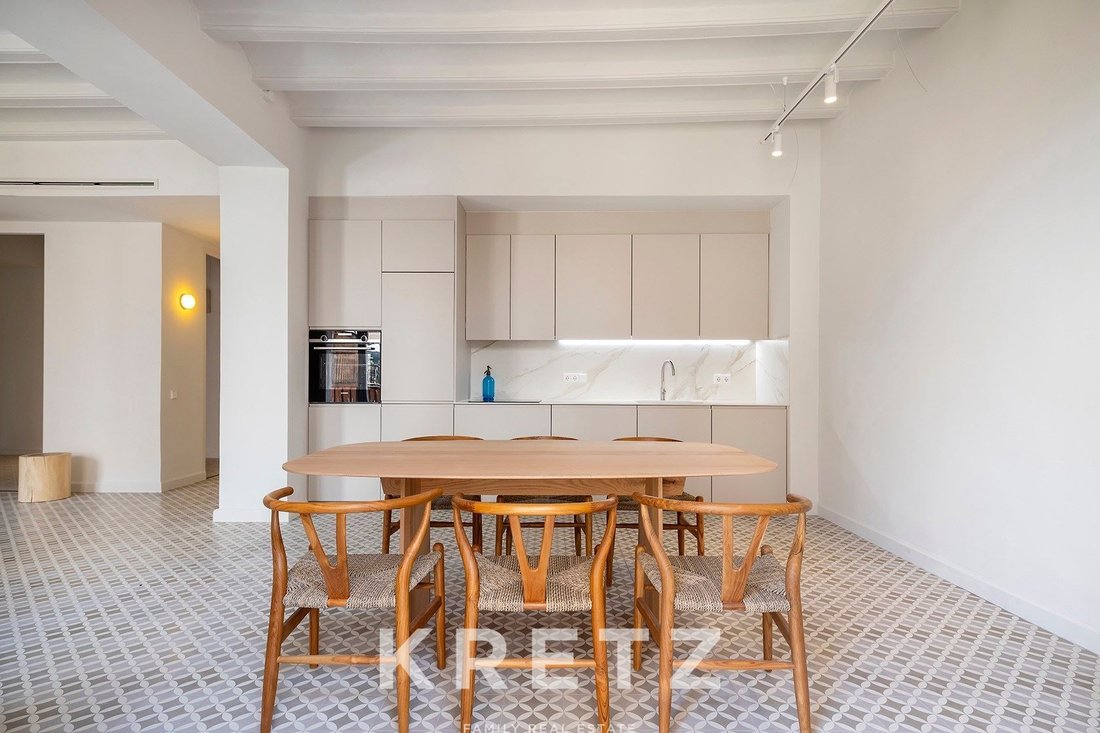 Apartment in Ciutat Vella, Barcelona, Spain 3 - 15792141
