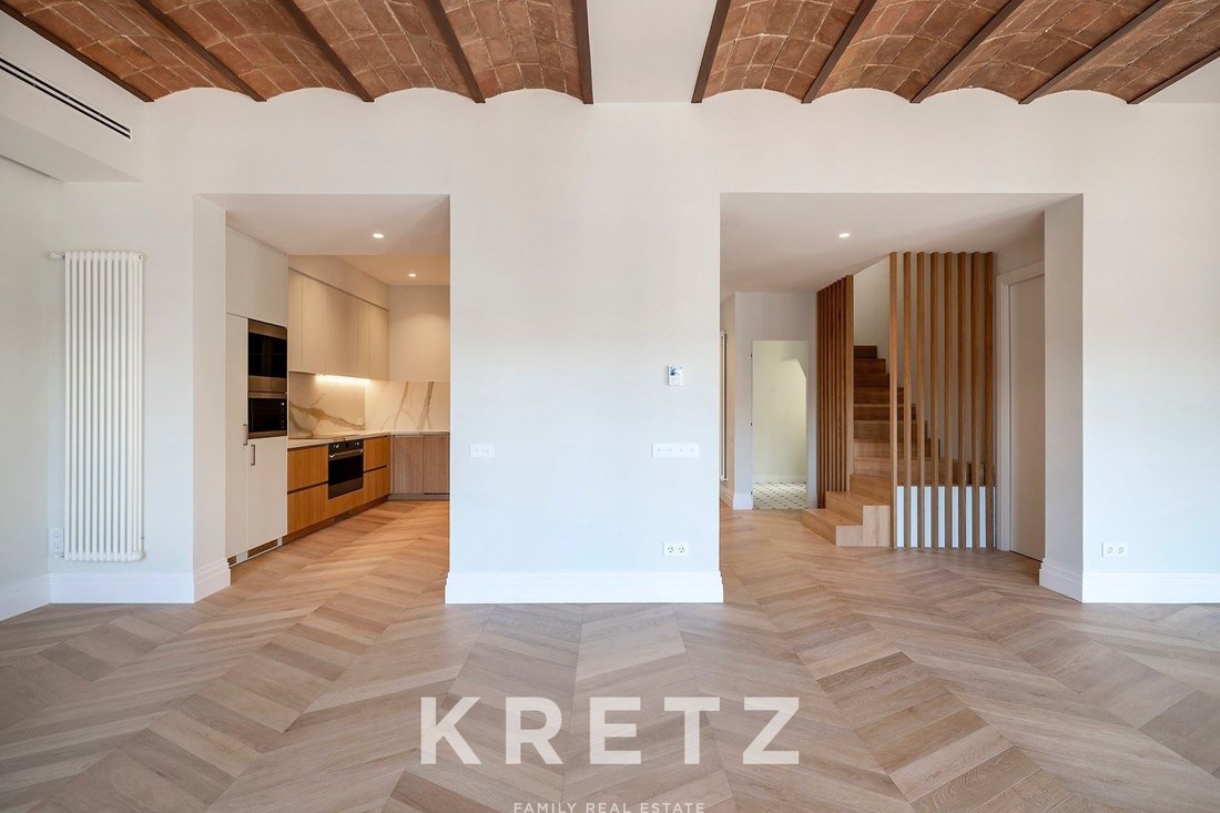 Apartment in Eixample, Barcelona, Spain 3 - 15884495
