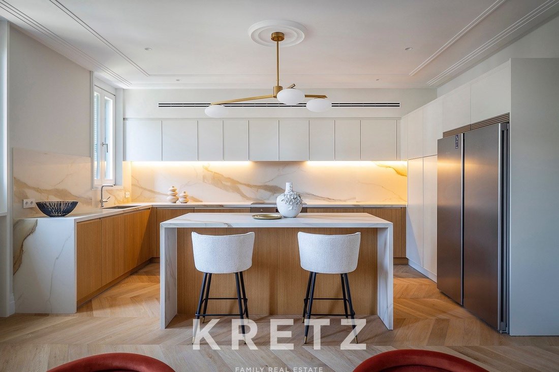 Apartment in Eixample, Barcelona, Spain 4 - 15884497
