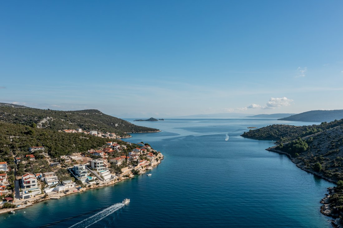 Villa in Vinisce, Split-Dalmatia County, Croatia 2 - 14564409