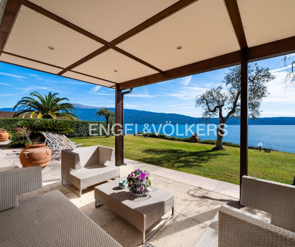Villa in Center, Toscolano, Lombardy 2 - 17133835