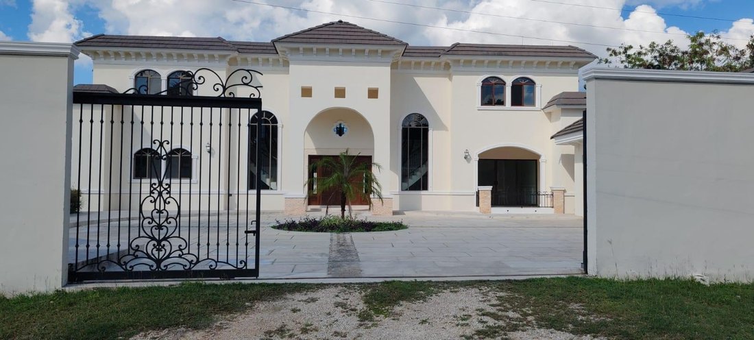 House in Temozón Norte, Yucatan, Mexico 2 - 17135035