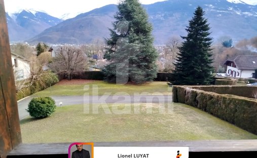 House in Mercury, Auvergne-Rhône-Alpes, France 1