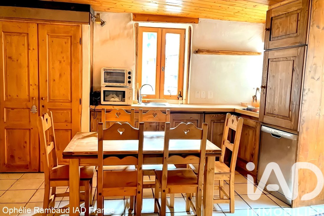 House in Sainte-Foy-Tarentaise, Auvergne-Rhône-Alpes, France 5 - 17137275