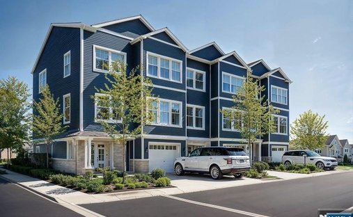 Condo in North Arlington, New Jersey, United States 1