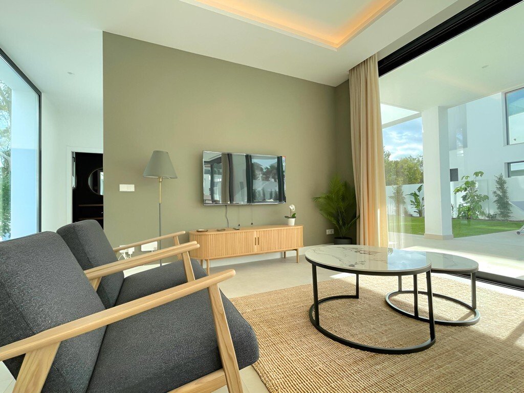 Villa in Estepona, Andalusia, Spain 3 - 17135748