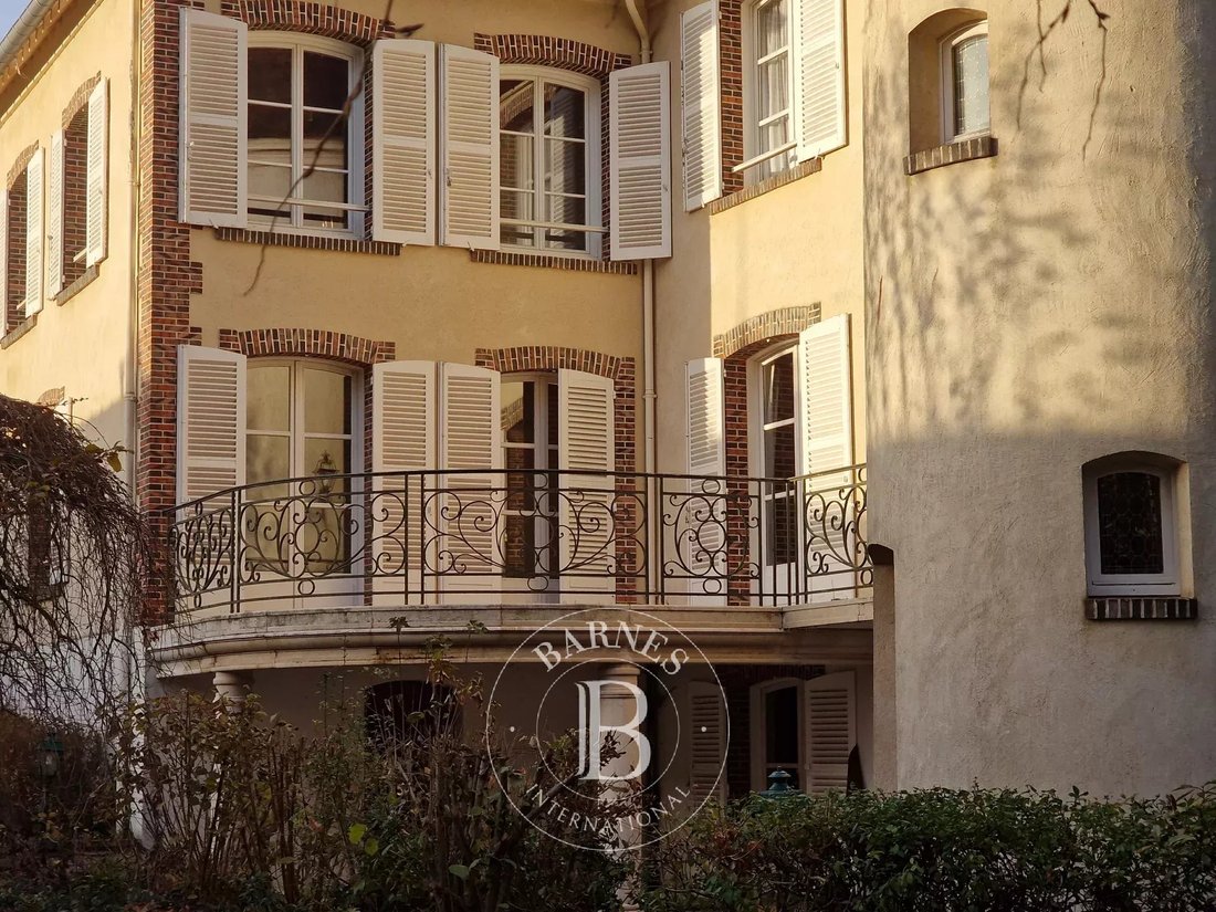 House in Poigny-la-Forêt, Ile-de-France, France 3 - 17136318