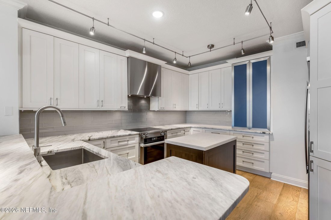 Condo in Jacksonville Beach, Florida, United States 4 - 17136473