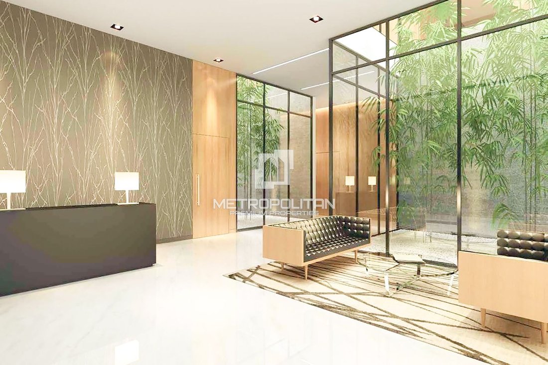 Apartment in MBR- Al Merkad, Dubai, United Arab Emirates 1 - 16841499