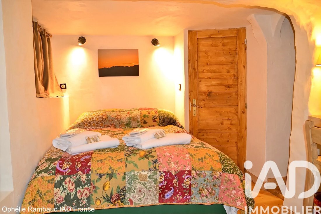 House in Sainte-Foy-Tarentaise, Auvergne-Rhône-Alpes, France 2 - 17137275