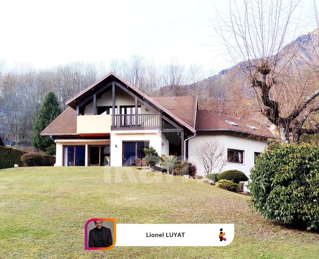 House in Mercury, Auvergne-Rhône-Alpes, France 1 - 17136099