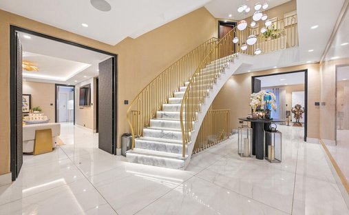 Haus in Ducks Hill, Hillingdon, England 1