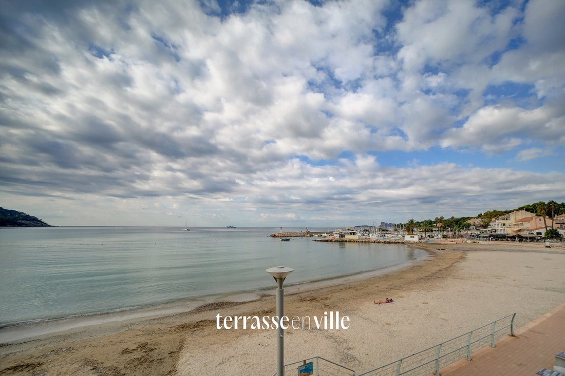 Apartment in Saint-Cyr-sur-Mer, Provence-Alpes-Côte d'Azur, France 2 - 17136064
