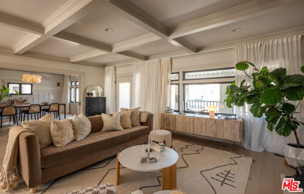 House in Los Angeles, California, United States 4 - 17135438