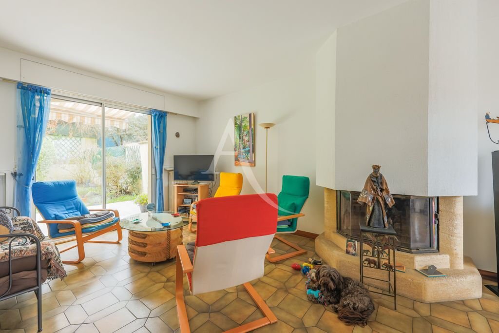 Villa in Cachin, Romainville, France 1 - 17047892