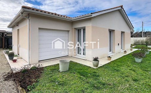 House in France-L'Alouette-Jean Bart, Pessac, France 1