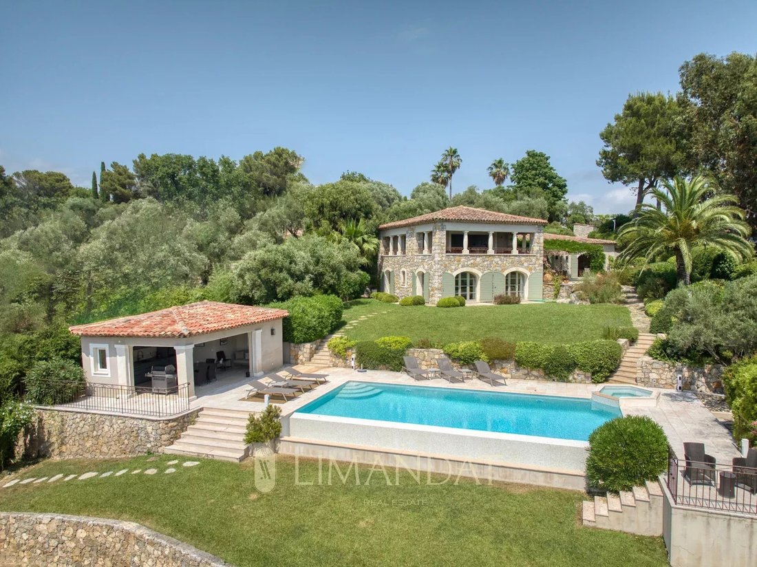 Estate in Les Indes les-Groulles, Mouans-Sartoux, France 1 - 15870242