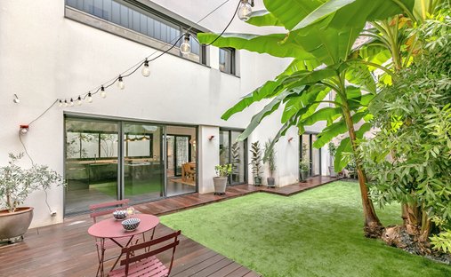 Penthouse in Le Lac-Bacalan, Bordeaux, France 1