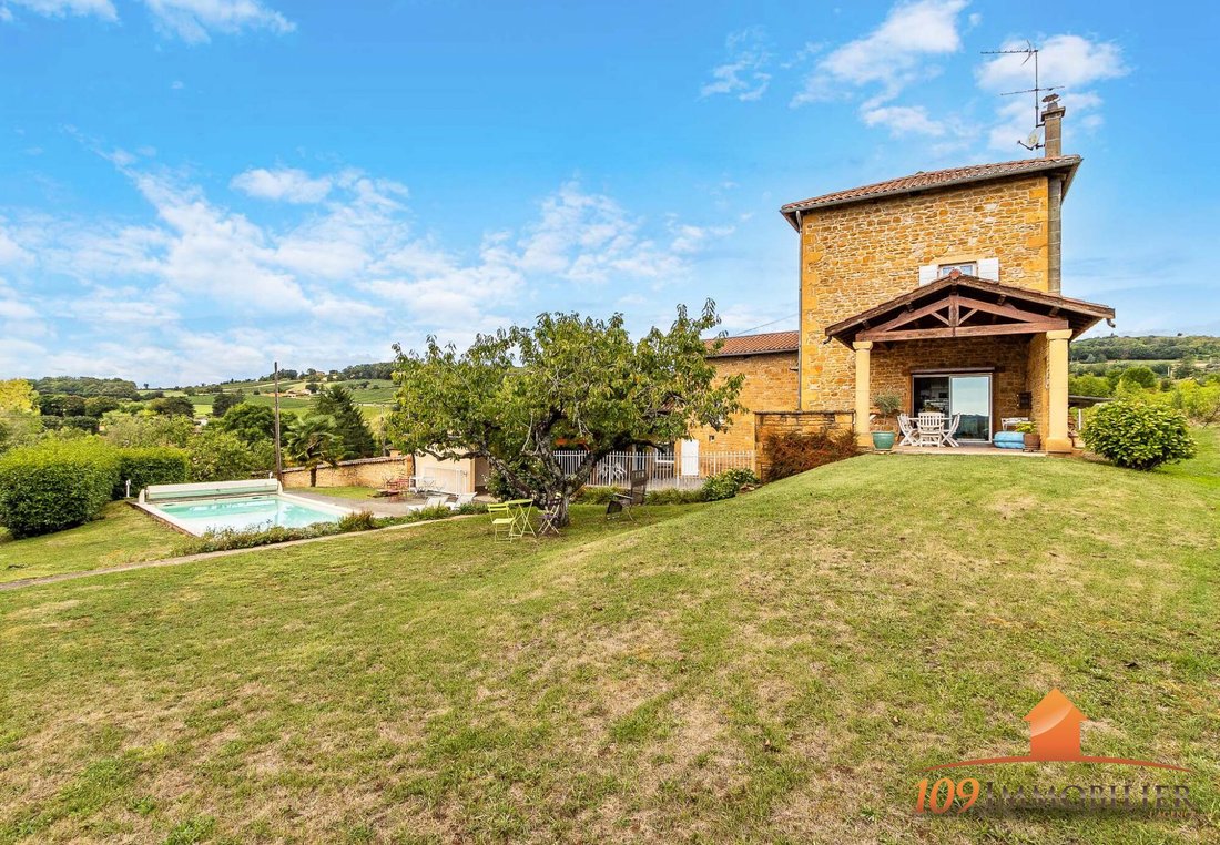 House in Frontenas, Auvergne-Rhône-Alpes, France 2 - 17133876