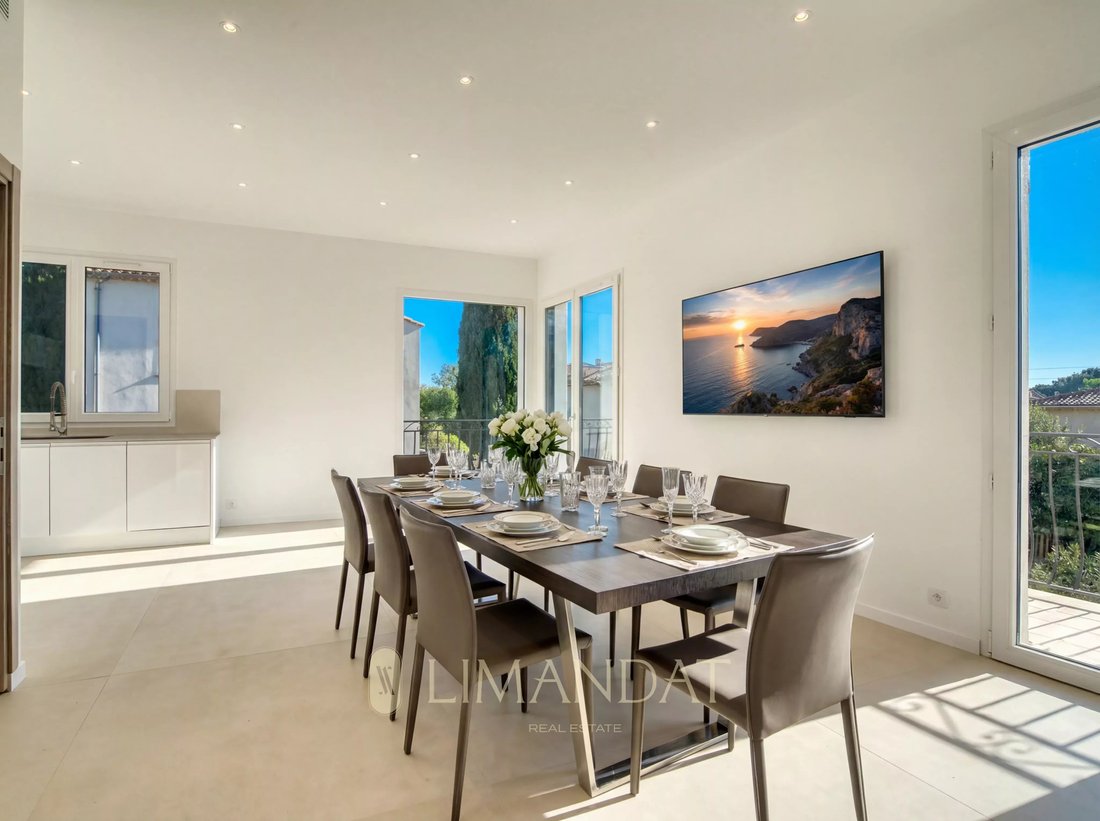 House in Broussailles, Cannes, France 2 - 16533530