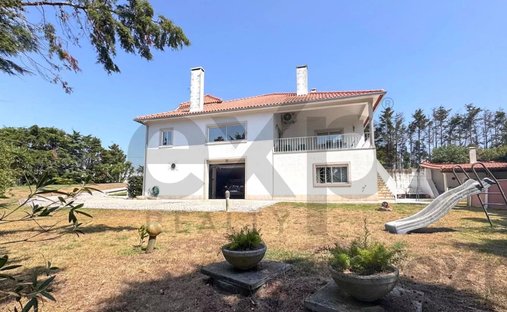 House in Barrio, Leiria District, Portugal 1