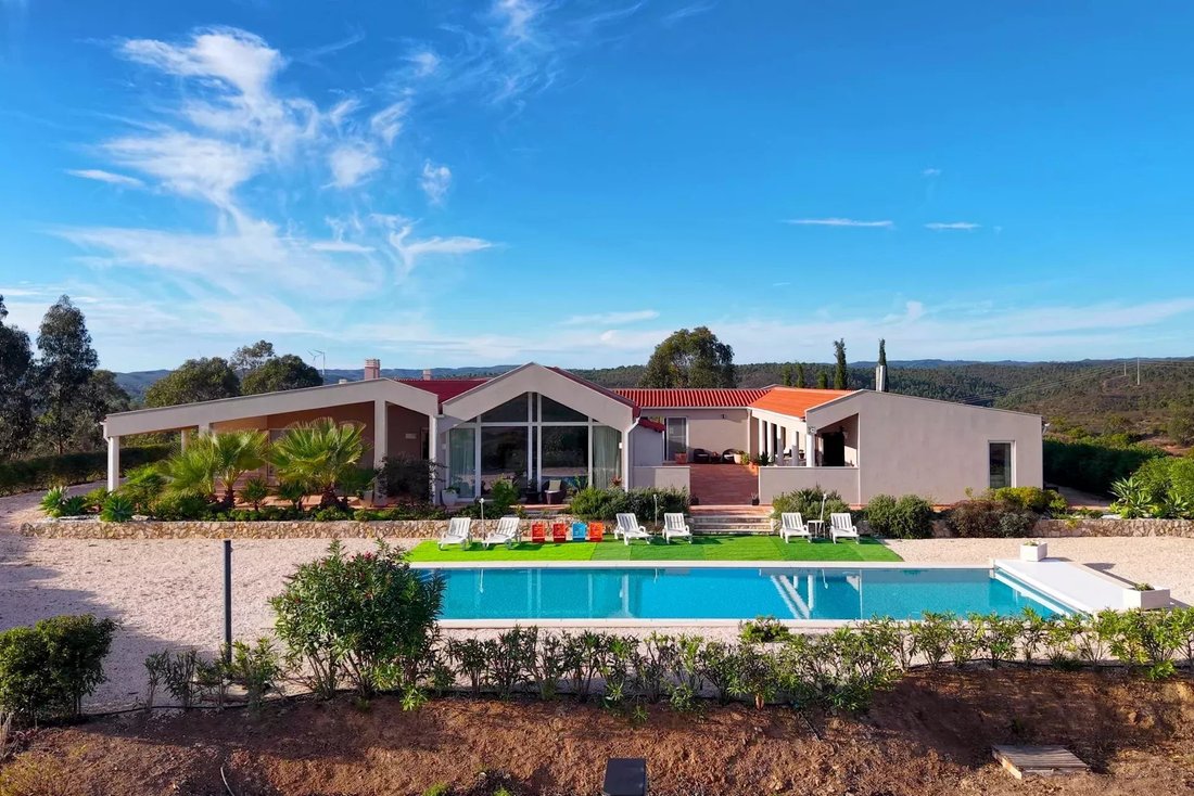 Chalet in Bensafrim e Barao de Sao Joao, Algarve, Portugal 2 - 16617824