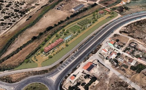 Land in Atouguia da Baleia, Leiria, Portugal 1