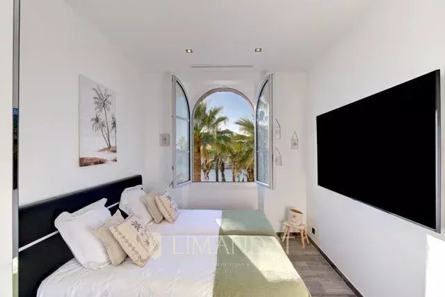 House in Cannes, Provence-Alpes-Côte d'Azur, France 4 - 15579040