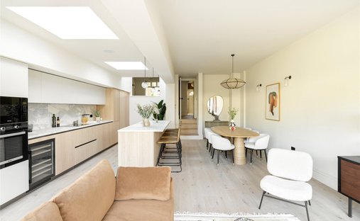 House in Ladbroke Grove, Kensington And Chelsea, England 1