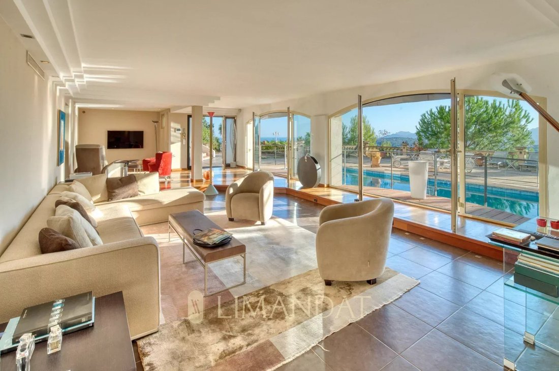 Villa in Mougins, Provence-Alpes-Côte d'Azur, France 2 - 16131184