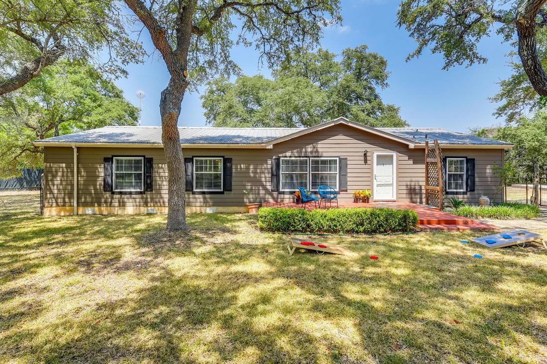 Dripping Springs, Texas, United States 3 - 16887021