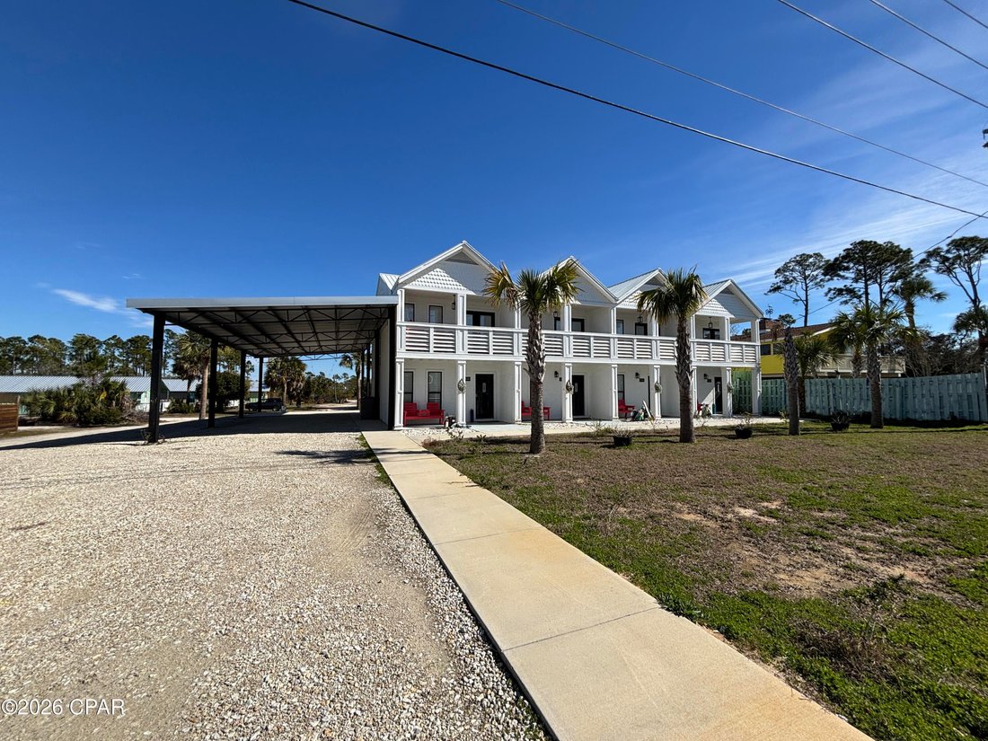 House in Port St. Joe, Florida, United States 2 - 17134967