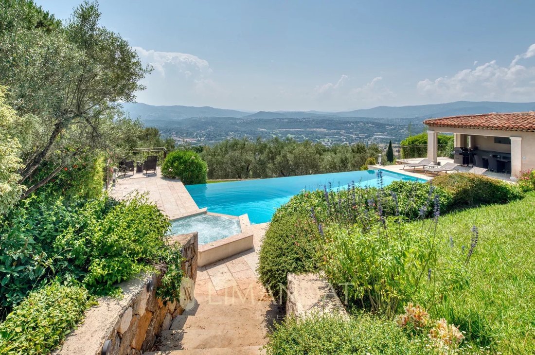 Estate in Mougins, Provence-Alpes-Côte d'Azur, France 2 - 15871909