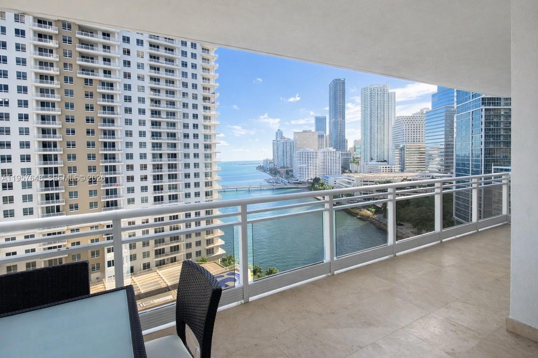 Condo in Miami, Florida, United States 3 - 17134956