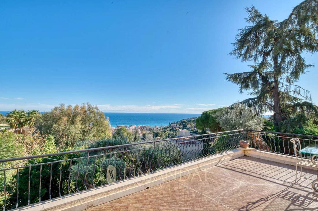 Villa in Village-Cros de Caste-Coupiere-Mont Gros, Roquebrune-Cap-Martin, France 1 - 16784568