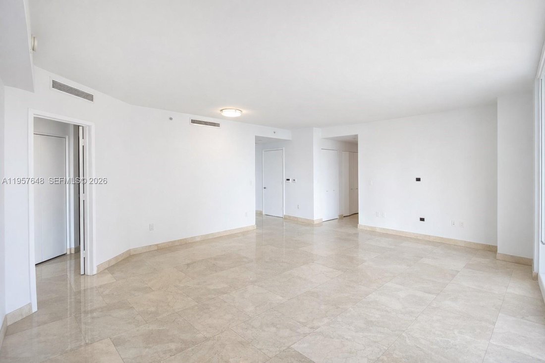 Condo in Miami, Florida, United States 2 - 17134956