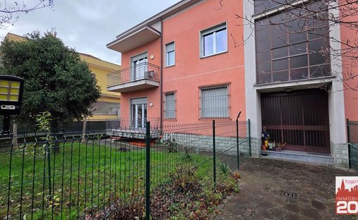 House in Carugo, Lombardy, Italy 1